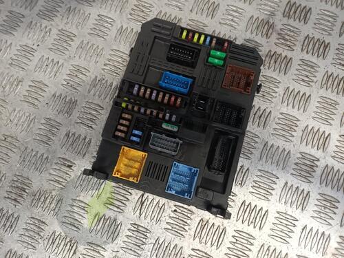 MK3 VAUXHALL VIVARO ECU