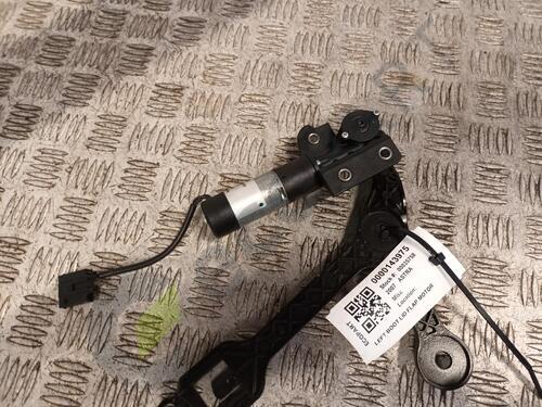 VAUXHALL ASTRA H LEFT BOOT LID FLAP MOTOR