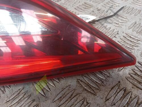 2008-2018 TOYOTA AVENSIS Right Taillight