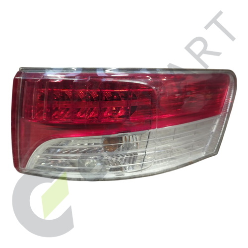 TOYOTA Avensis T27 Rear Tail Light Right Side