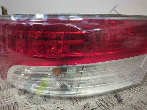 TOYOTA Avensis T27 Rear Tail Light Right Side