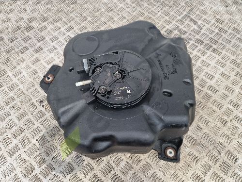 BMW 7 SERIES G12  Adblue tank