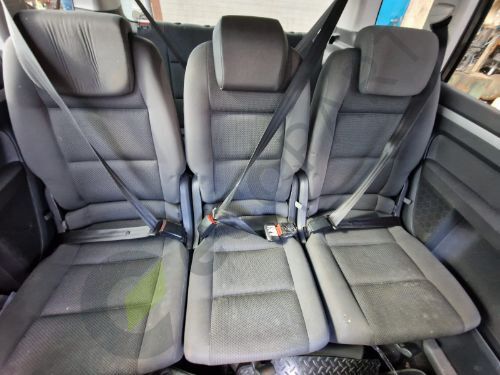 VOLKSWAGEN TOURAN MK1 2ND ROW Seat