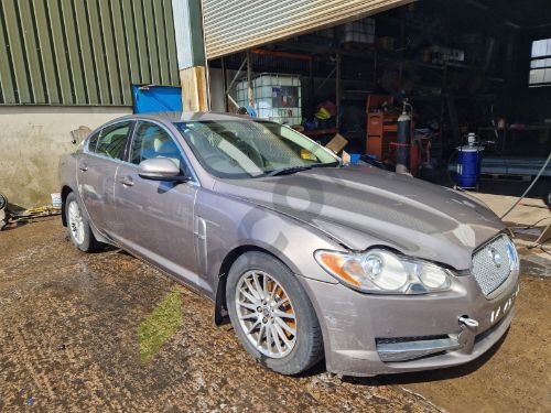 JAGUAR XF LUXURY MK1 X250 Headlight Headlamp Left Side