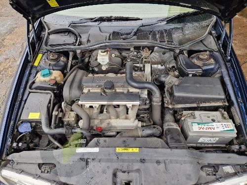 VOLVO C70 MK1 Engine Petrol Bare