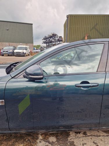JAGUAR XE MK1 (X760) Door Window Front Left Side