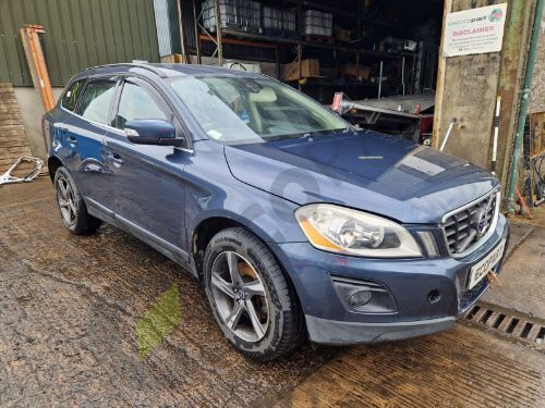 VOLVO XC60 MK1 (156) Headlight Headlamp Right Side