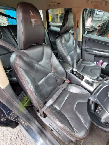 VOLVO XC60 MK1 (156) Right Front Seat Only