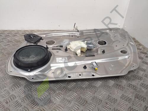 W204 MERCEDES C CLASS RIGHT FRONT Window Regulator